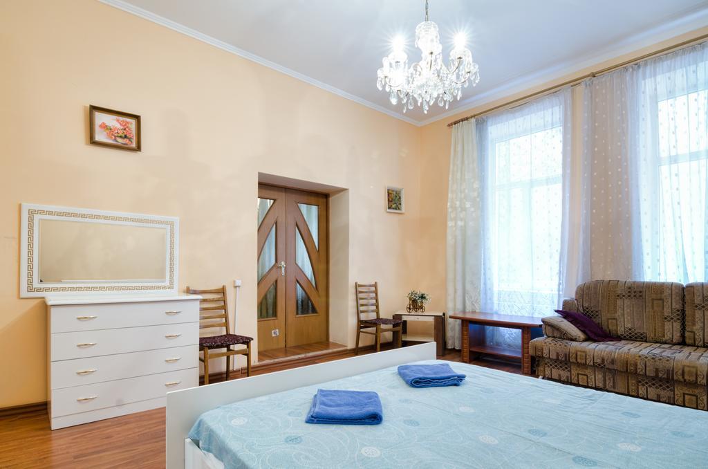 Leogrand Apartments Teodora 3 Lviv Exterior photo